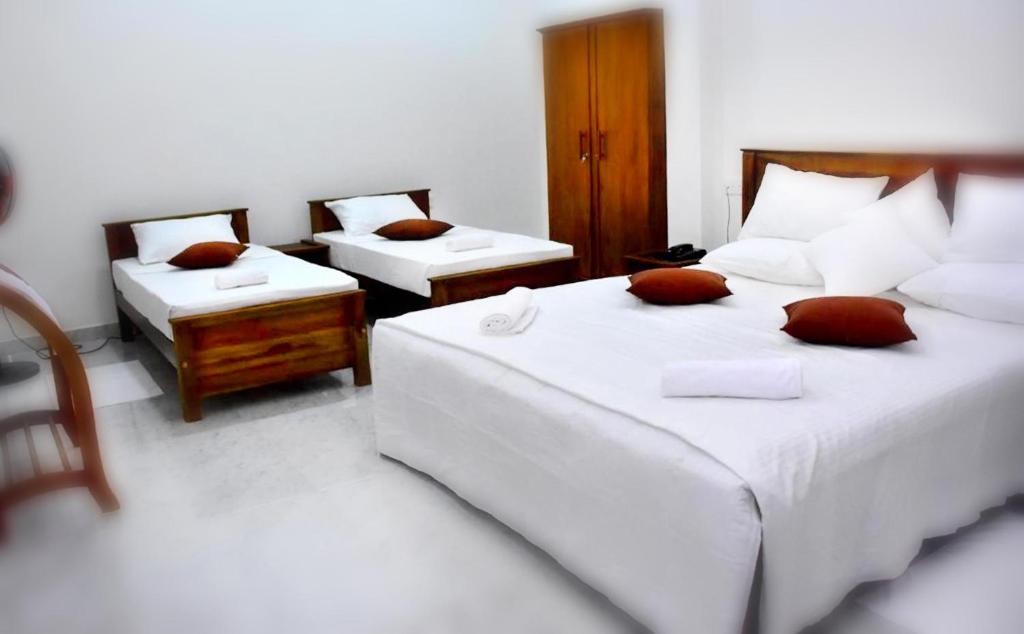 Superior Family Room  at Nine Arch Holiday Resort Ella 