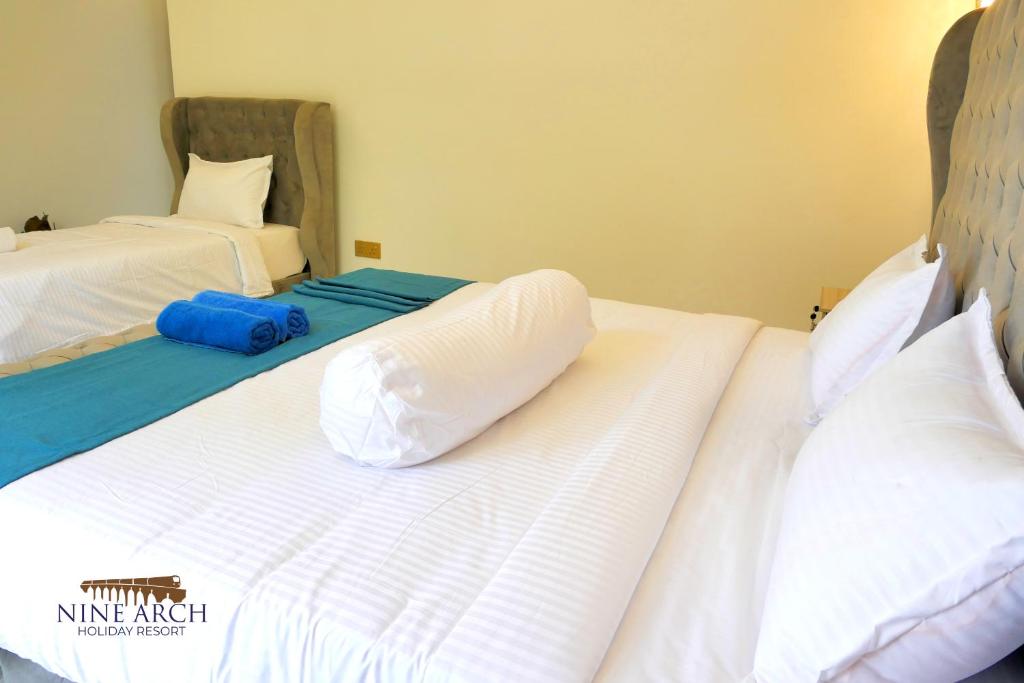 Superior Triple Room - Second Floor Photo 5
