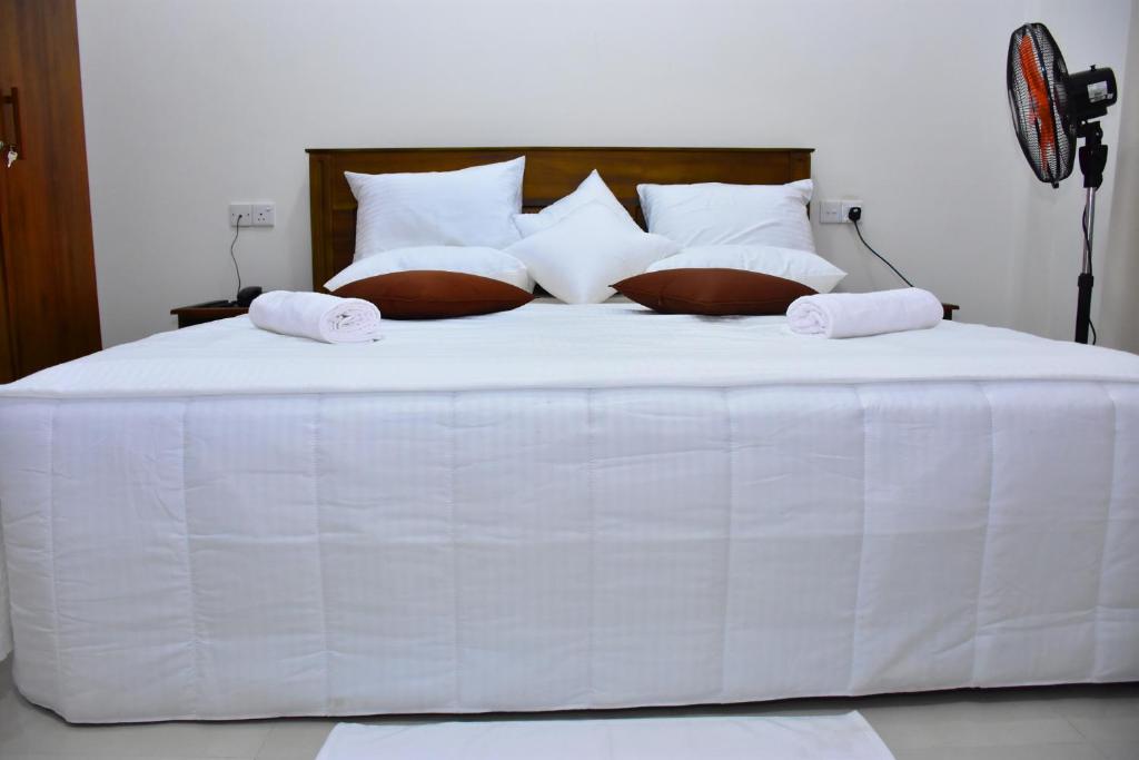 Deluxe Double Room With Balcony And Mountain View Photo 3